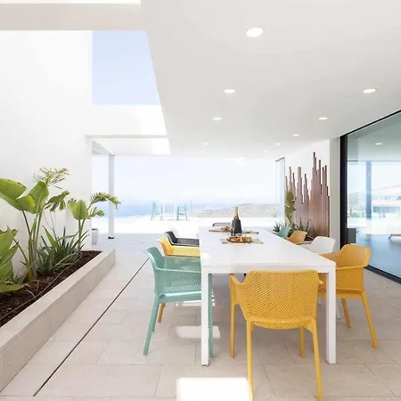 Villa New Luxurious Private